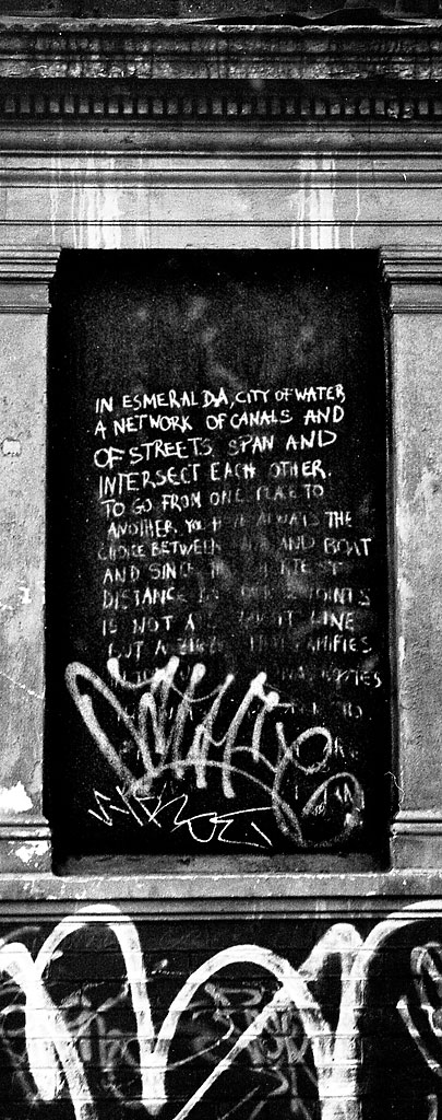 Graffiti, Churchyard Row, SE11 - click to enlarge