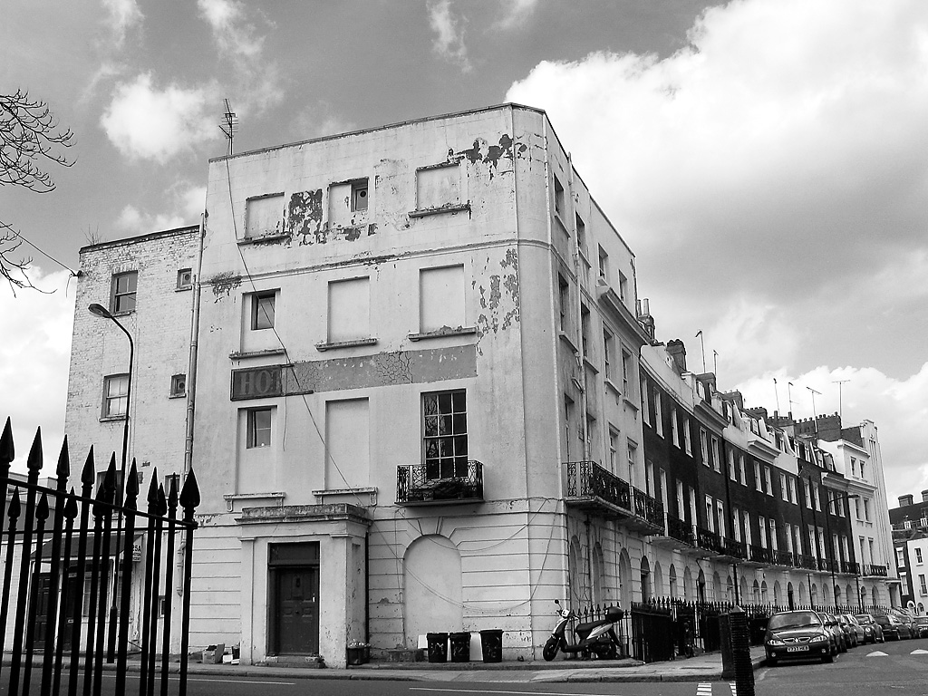 Hotel Splendide, Mornington Crescent