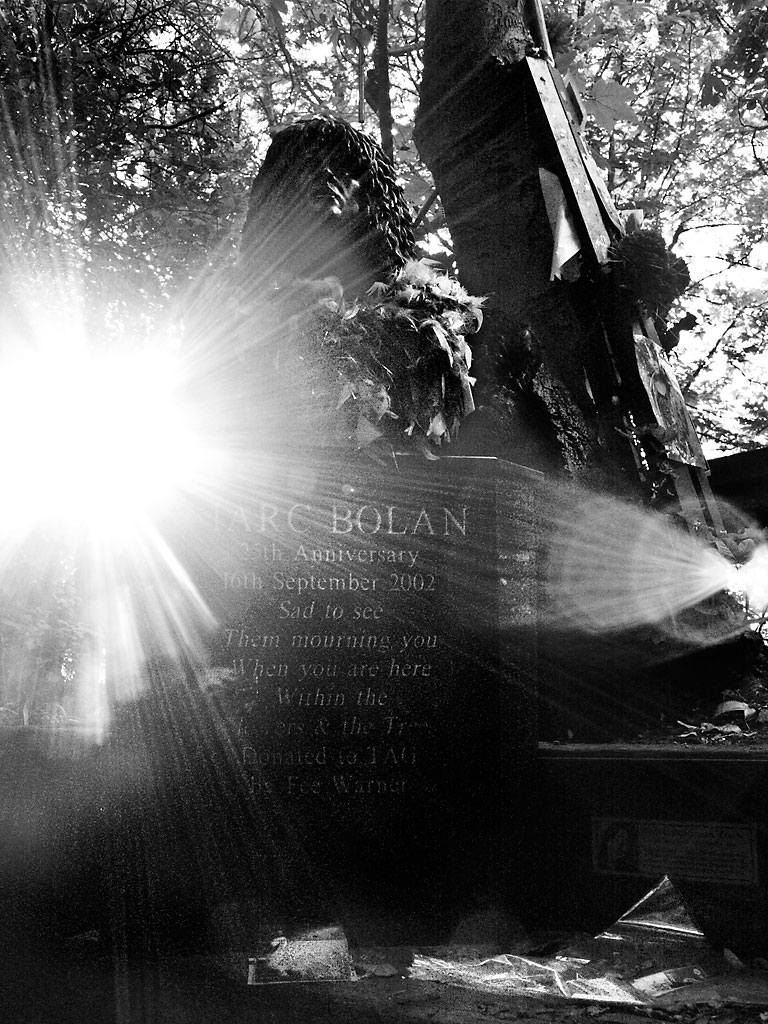 Mark Bolan shrine, Barnes